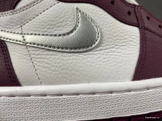 555088-611 High OG Air Jordan 1 Bordeaux 0408